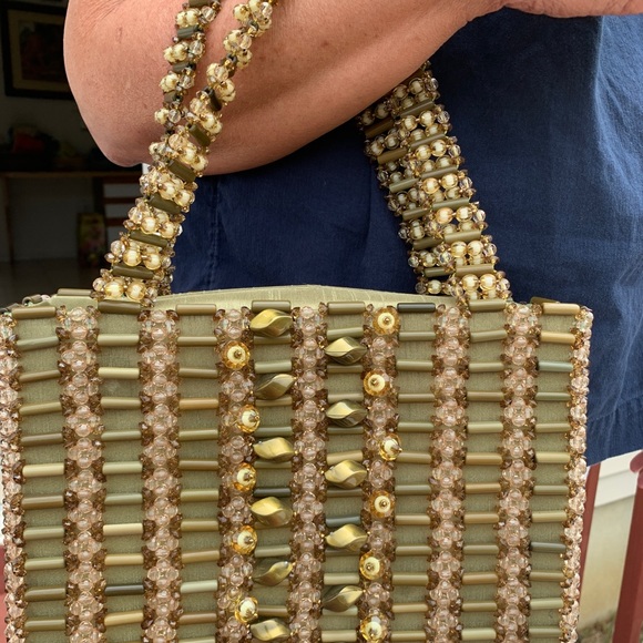 Hand beaded formal handbag - Picture 8 of 9